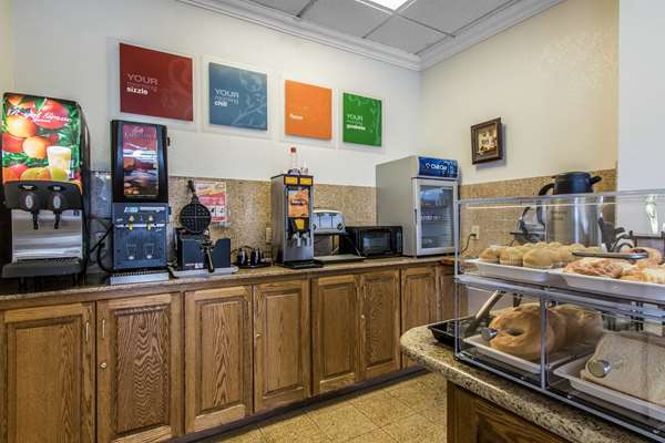 Amenities - Comfort Inn at Founders Tower Oklahoma City