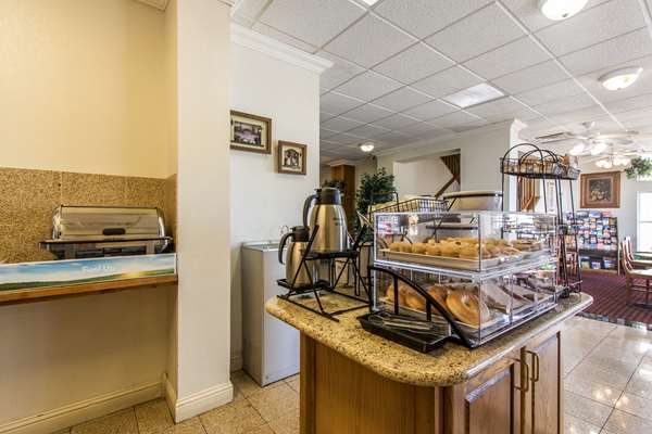 Amenities - Comfort Inn at Founders Tower Oklahoma City