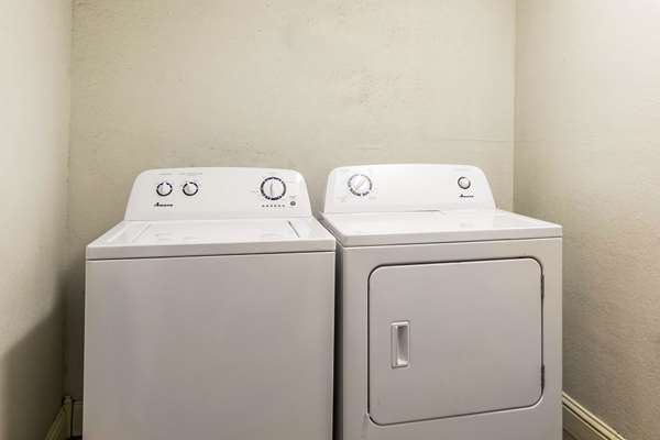 Amenities - Comfort Inn at Founders Tower Oklahoma City