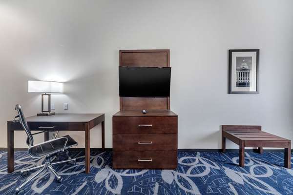 Suite - Comfort Inn & Suites South Oklahoma City - I-35, Exit 123