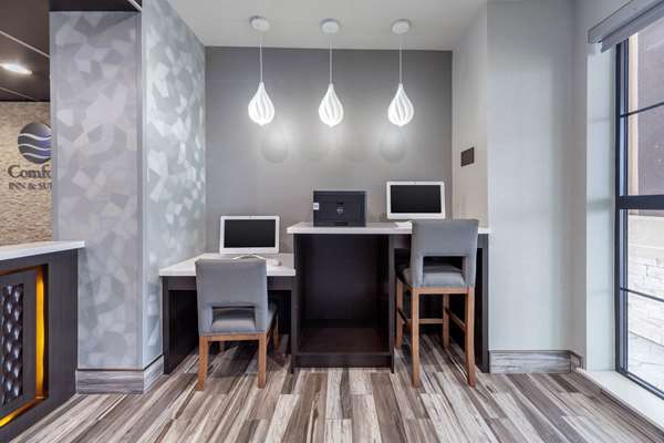 Conference Area - Comfort Inn & Suites South Oklahoma City - I-35, Exit 123