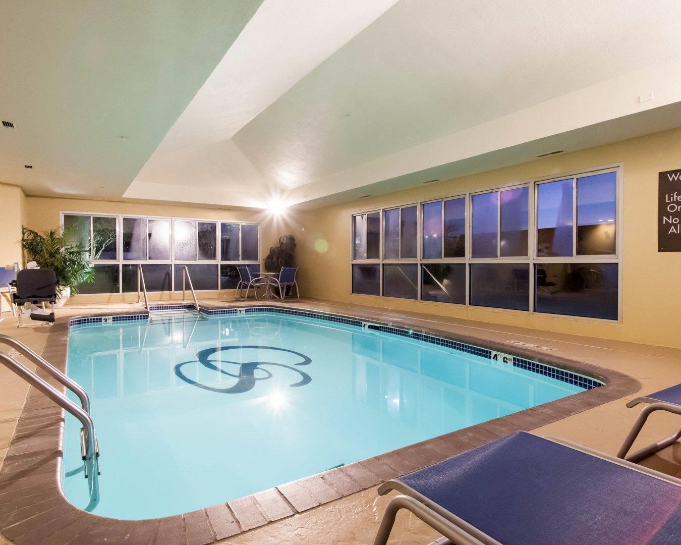 Indoor heated pool | Comfort Suites Central/I-44