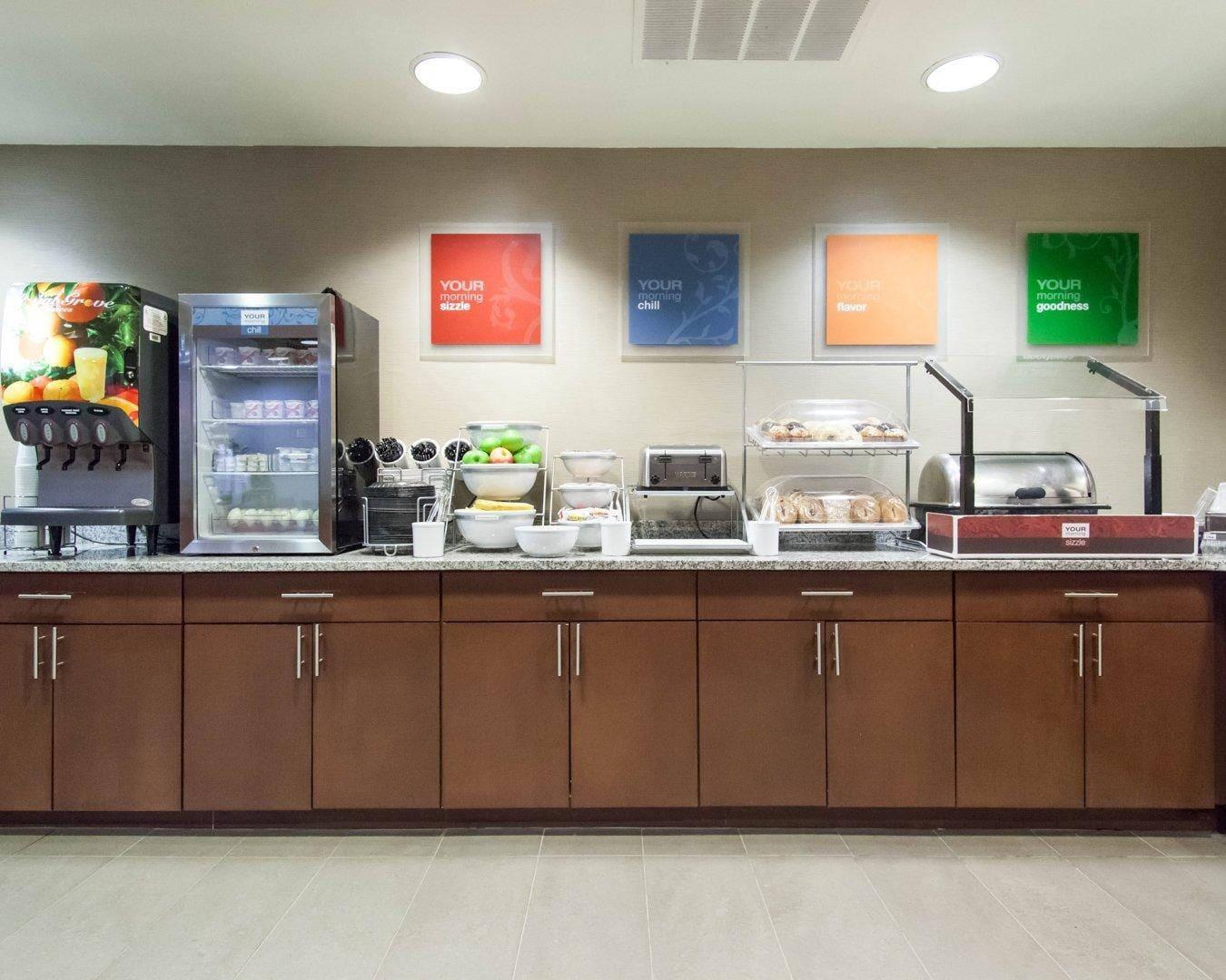 Breakfast counter | Comfort Suites Central/I-44