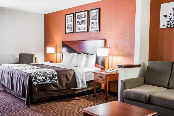 Suite - Sleep Inn & Suites Oklahoma City - I-35 & I-44, Exit 137