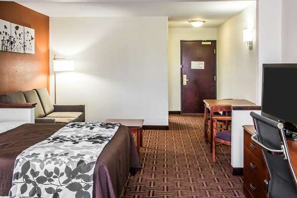 Suite - Sleep Inn & Suites Oklahoma City - I-35 & I-44, Exit 137