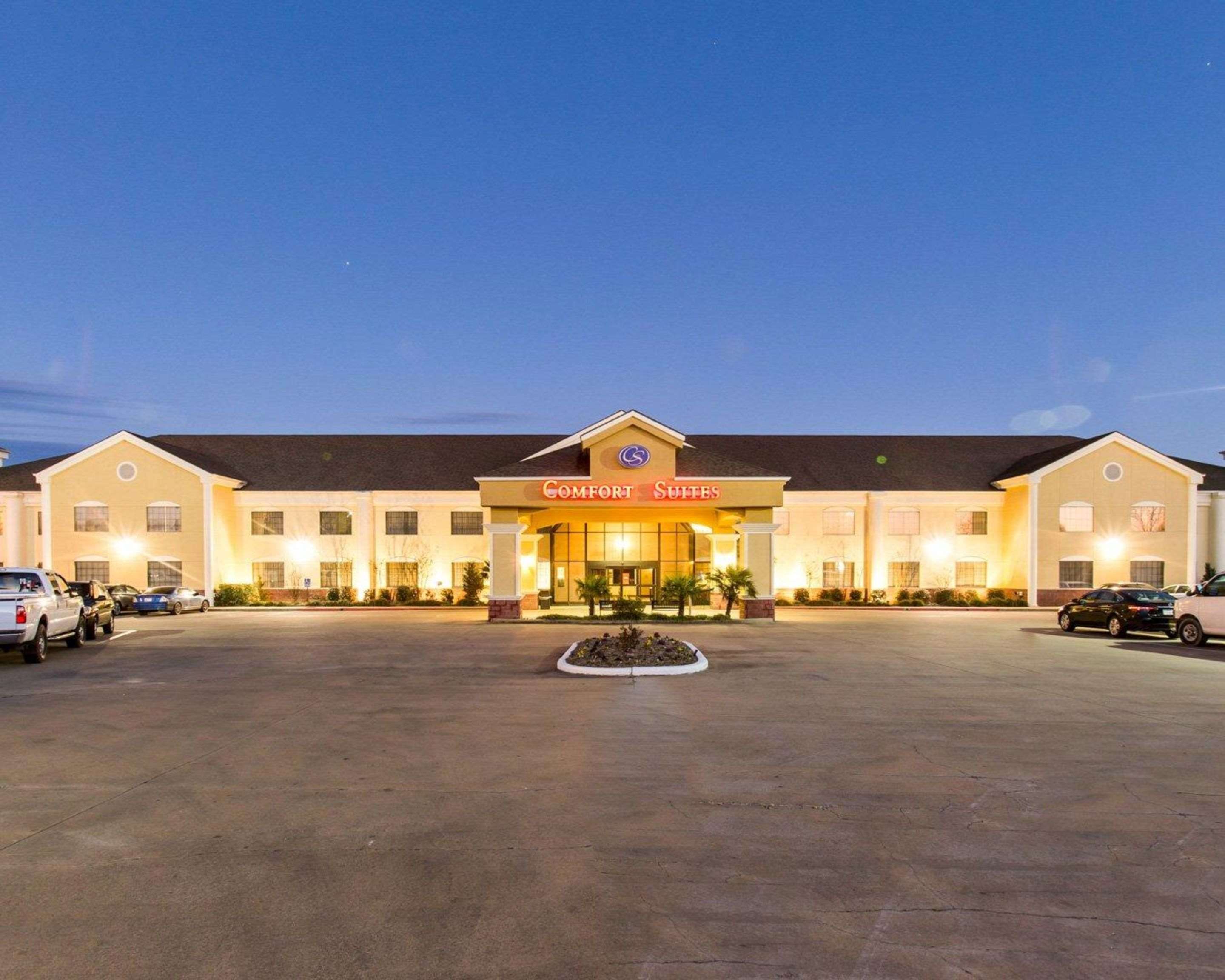 Hotel exterior | Comfort Suites Idabel