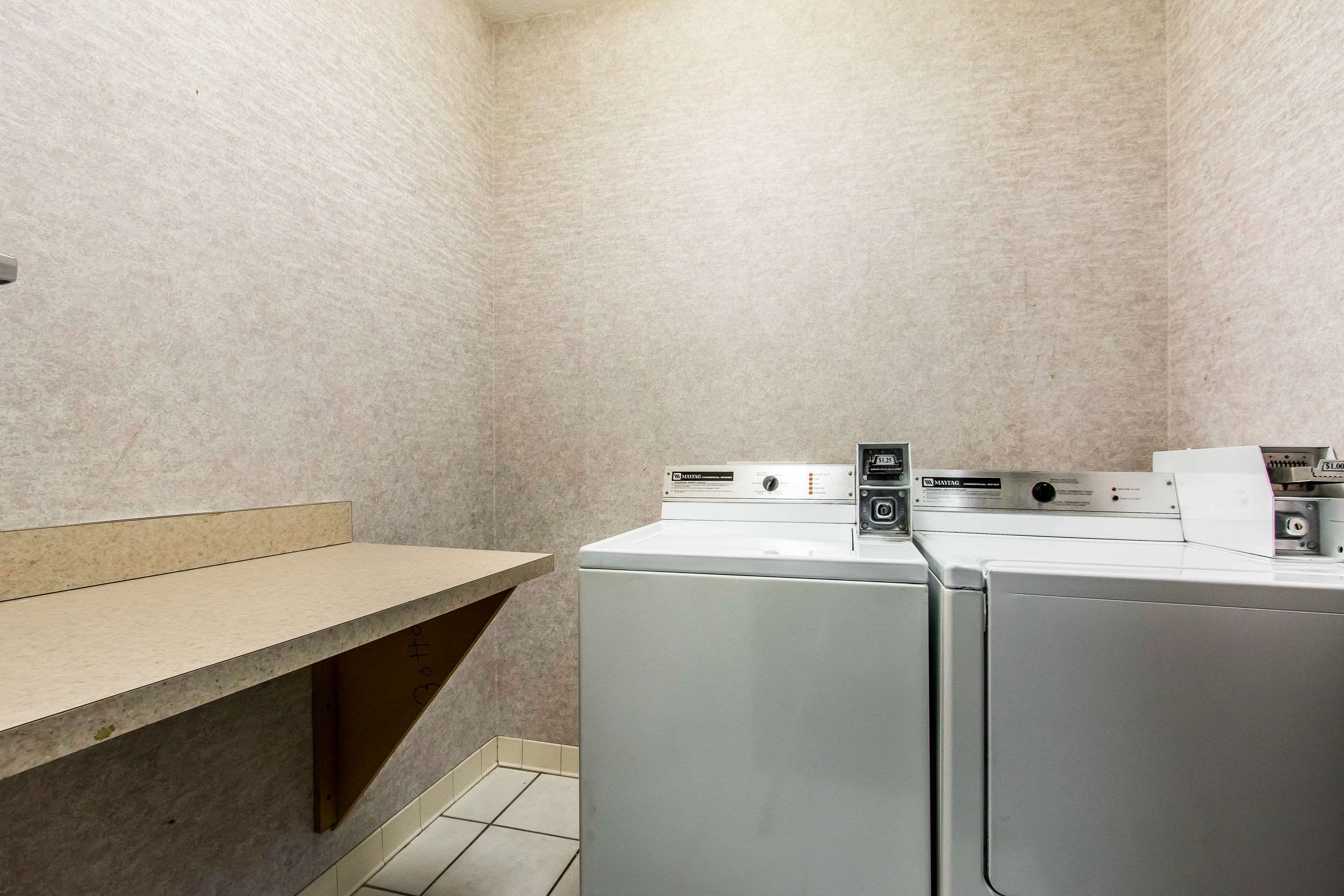 Guest laundry | Comfort Suites Fairgrounds West