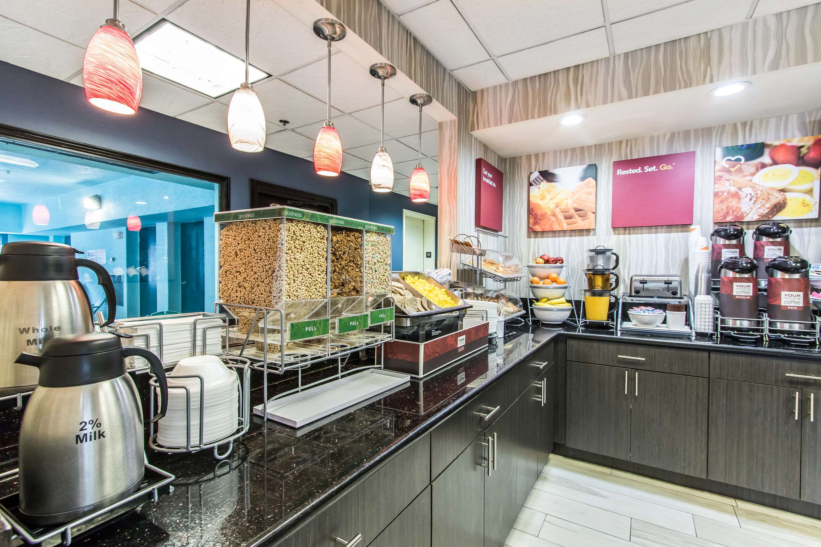 Free hot breakfast | Comfort Suites Fairgrounds West