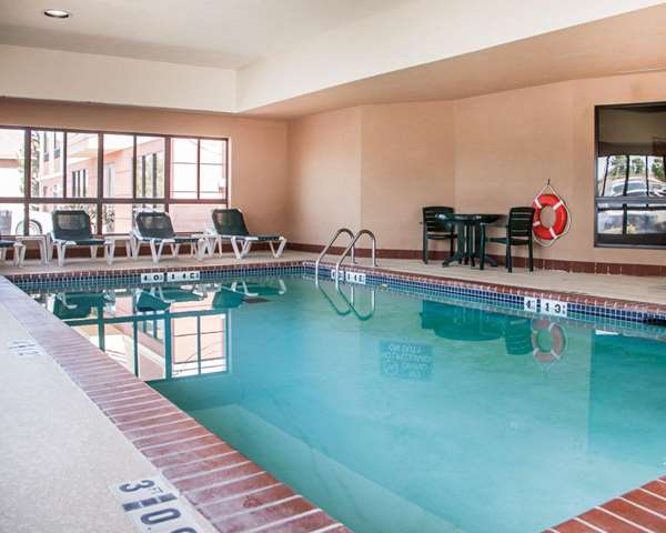 Pool - Comfort Inn & Suites Weatherford - I-40, Exit 81 & 82