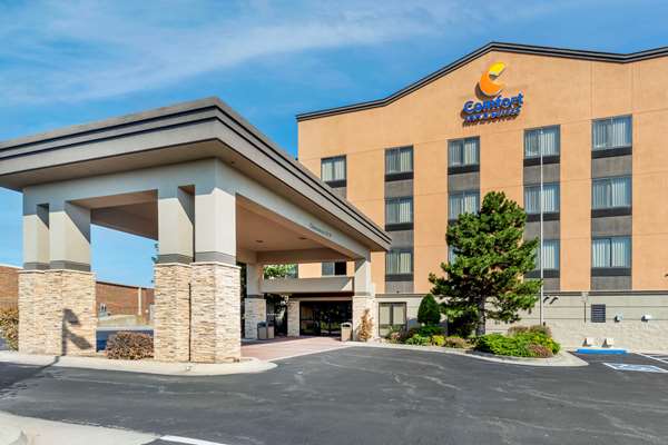 Exterior view - Comfort Inn & Suites Weatherford - I-40, Exit 81 & 82