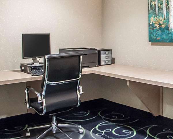 Conference Area - Comfort Inn & Suites Weatherford - I-40, Exit 81 & 82