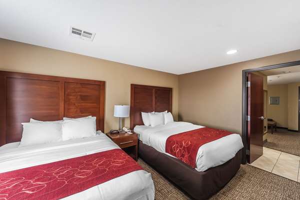 Suite - Comfort Suites Yukon - I-40, Exit 138A &139B