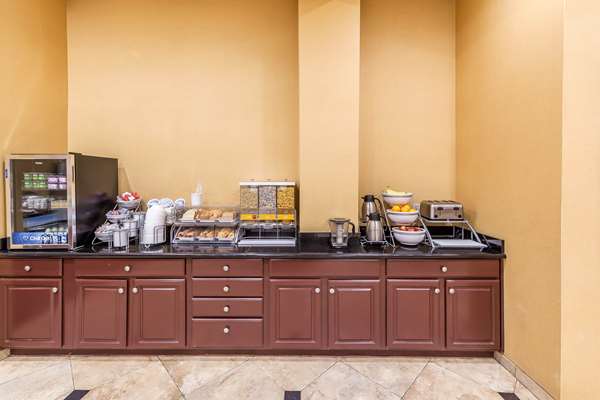 Amenities - Comfort Suites Yukon - I-40, Exit 138A &139B