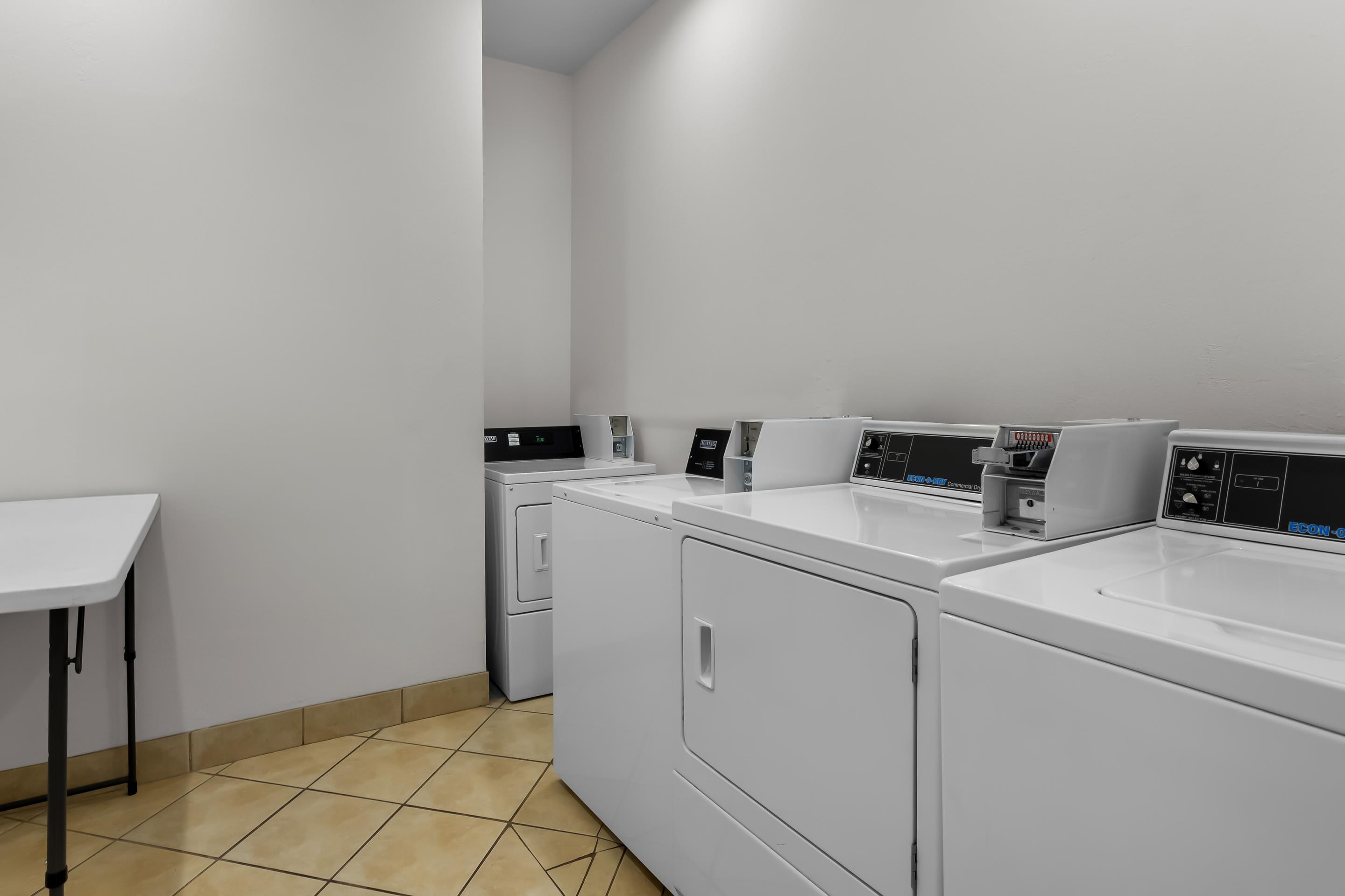 Guest laundry facilities | Comfort Suites Yukon - SW Oklahoma City