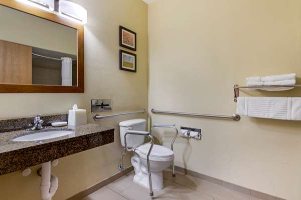  - Comfort Inn & Suites Ponca City
