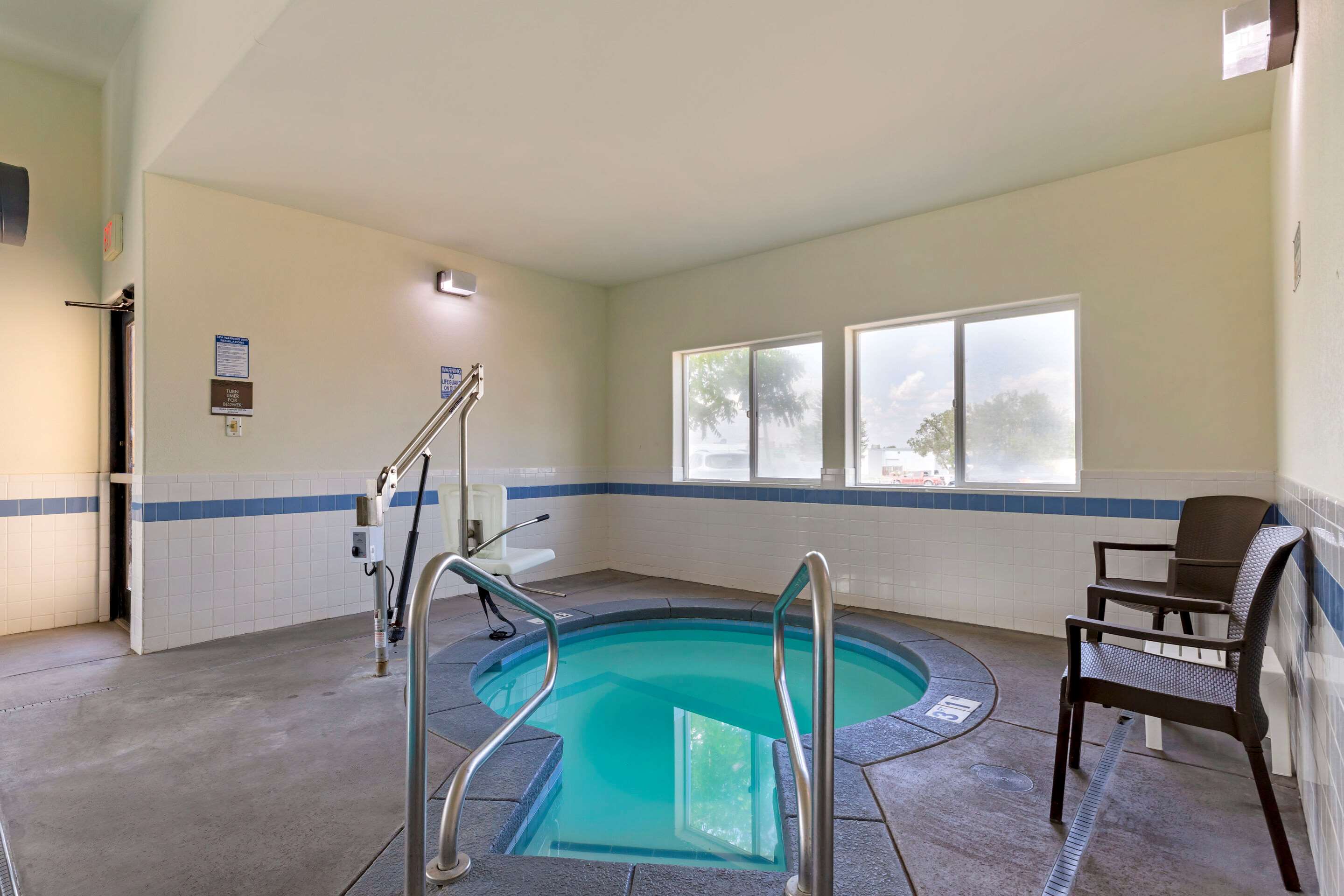 Indoor hot tub