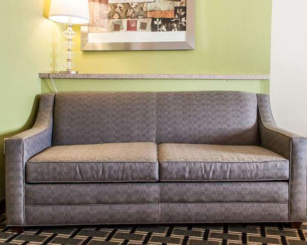  - Comfort Inn & Suites Elk City - I-40, Exit 38