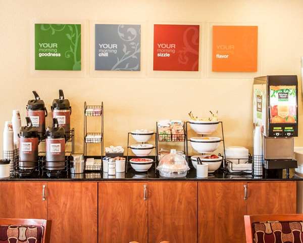 Amenities - Comfort Inn & Suites Elk City - I-40, Exit 38