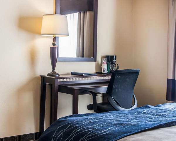  - Comfort Inn & Suites Elk City - I-40, Exit 38