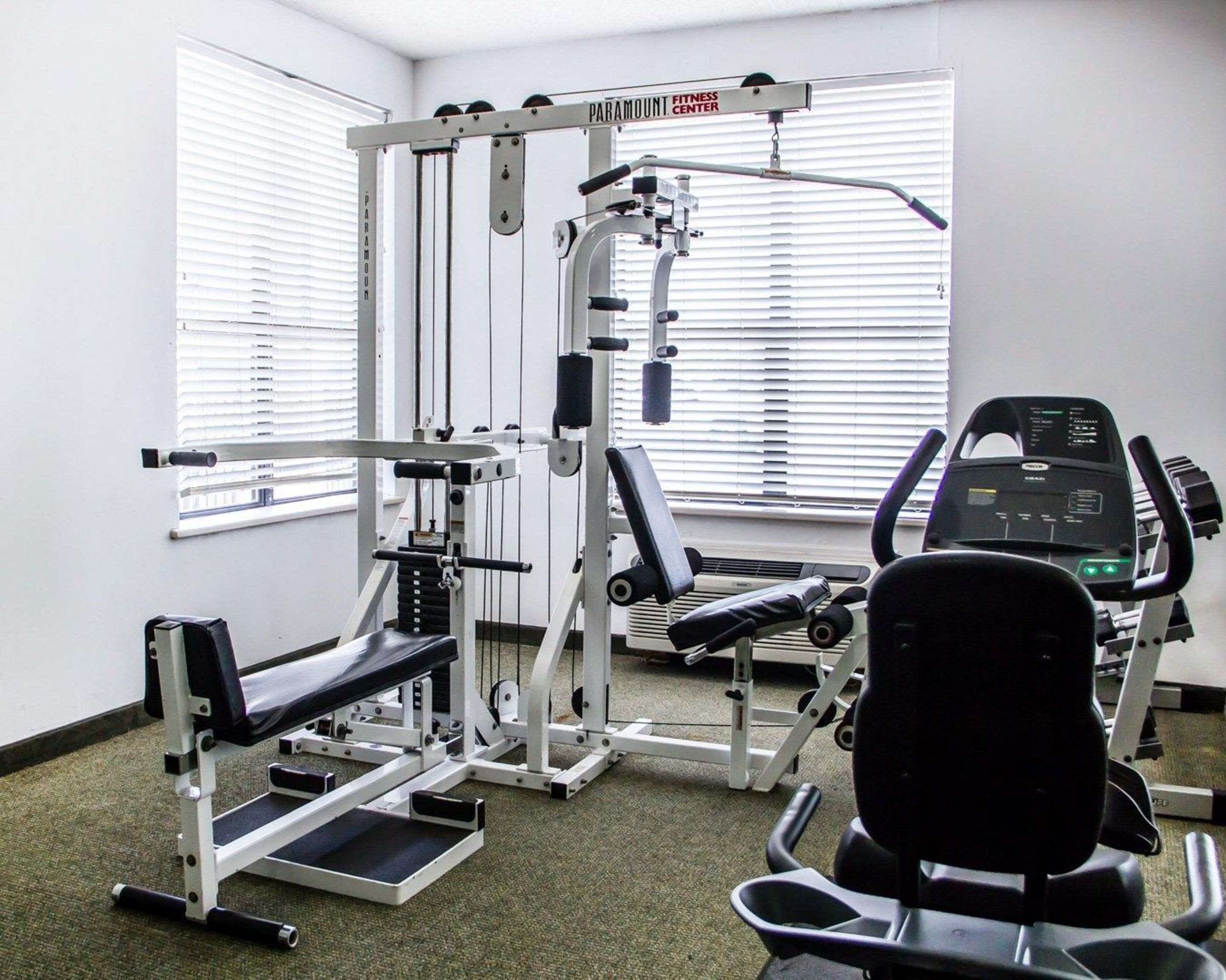 Fitness center with free weights | Comfort Suites McAlester