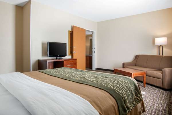 Suite - Comfort Inn & Suites Norman
