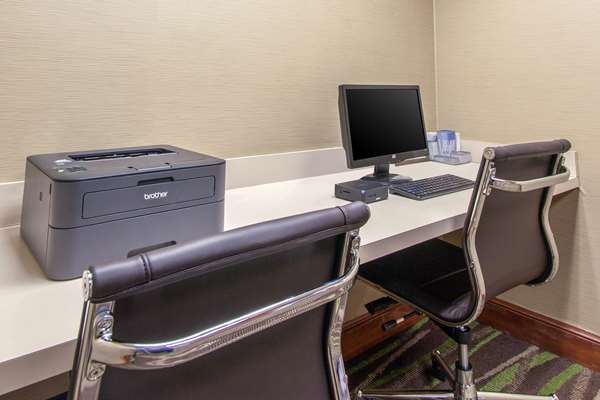 Conference Area - Comfort Inn & Suites Norman