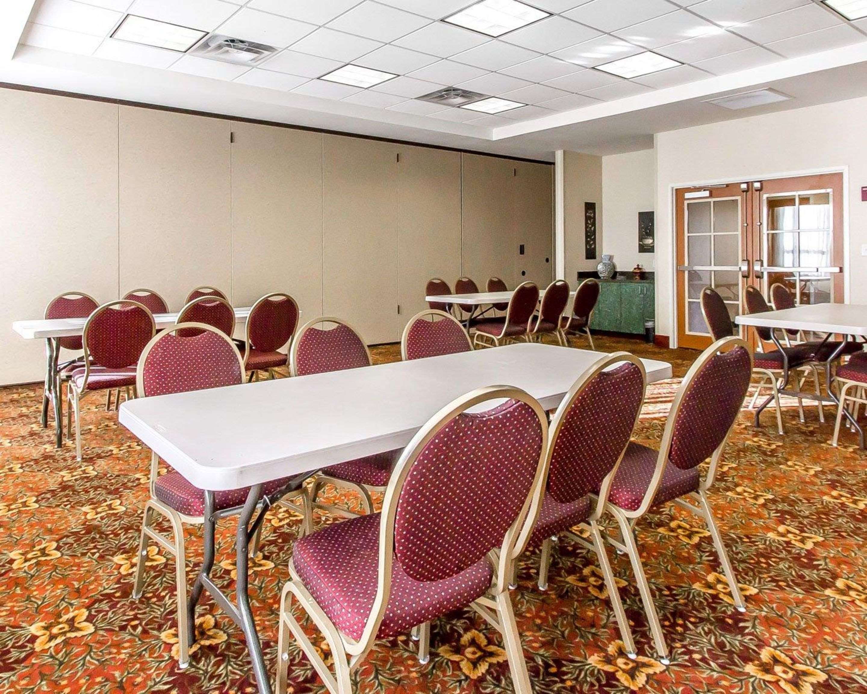 Meeting room | Comfort Inn & Suites Shawnee North near I-40