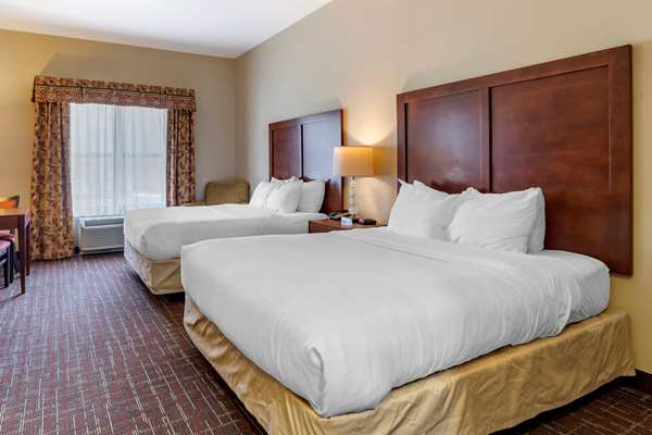  - Comfort Inn & Suites Shawnee - I-40, Exit 186
