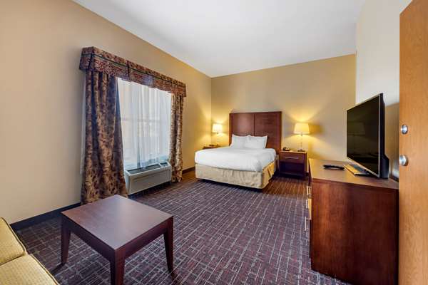 Suite - Comfort Inn & Suites Shawnee - I-40, Exit 186