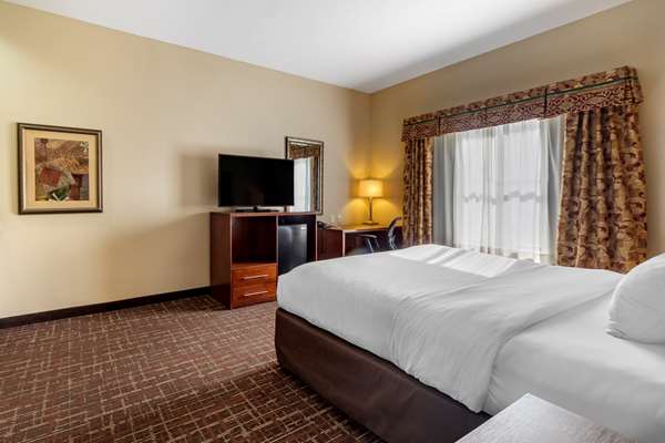 Suite - Comfort Inn & Suites Shawnee - I-40, Exit 186