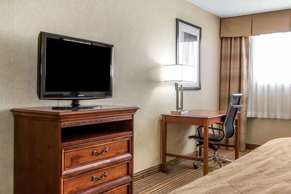  - Clarion Hotel Broken Arrow