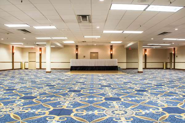  - Clarion Hotel Broken Arrow