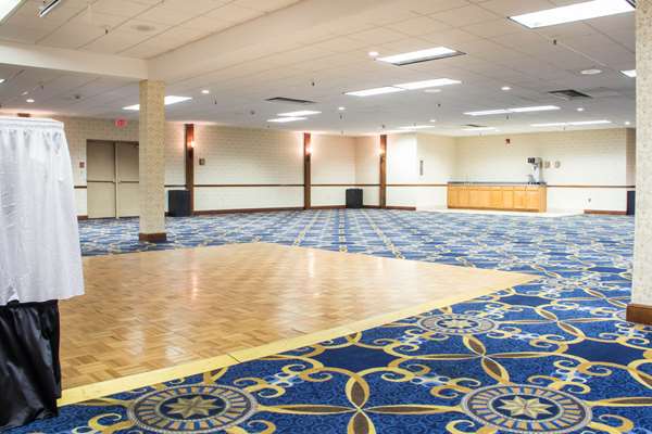  - Clarion Hotel Broken Arrow