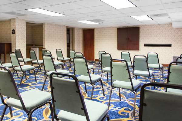  - Clarion Hotel Broken Arrow