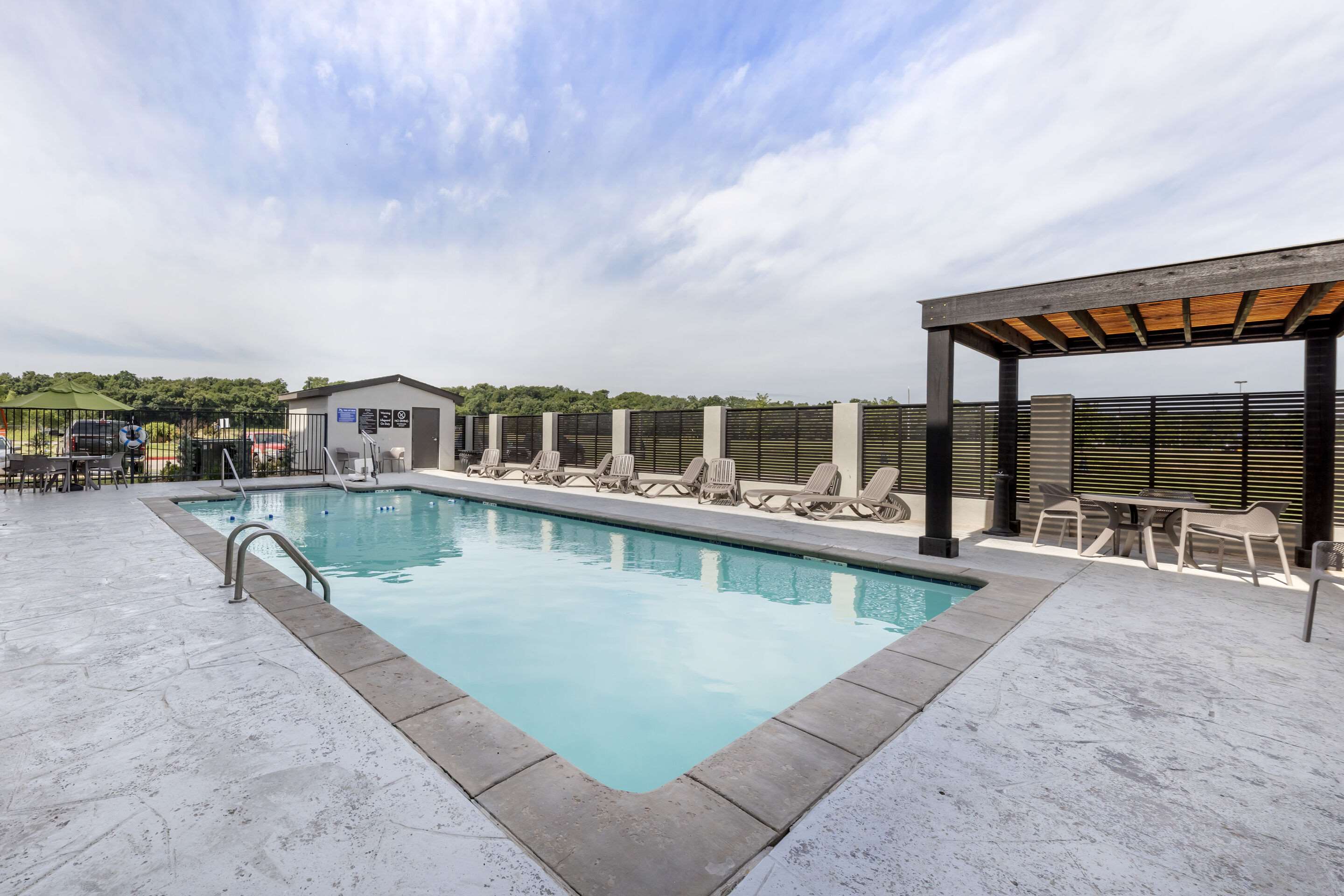 Outdoor pool | Sleep Inn & Suites Norman near University