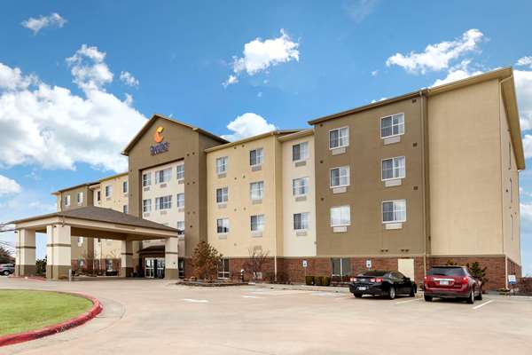 Exterior view - Comfort Inn & Suites Airport Oklahoma City - I-40, Exit 144