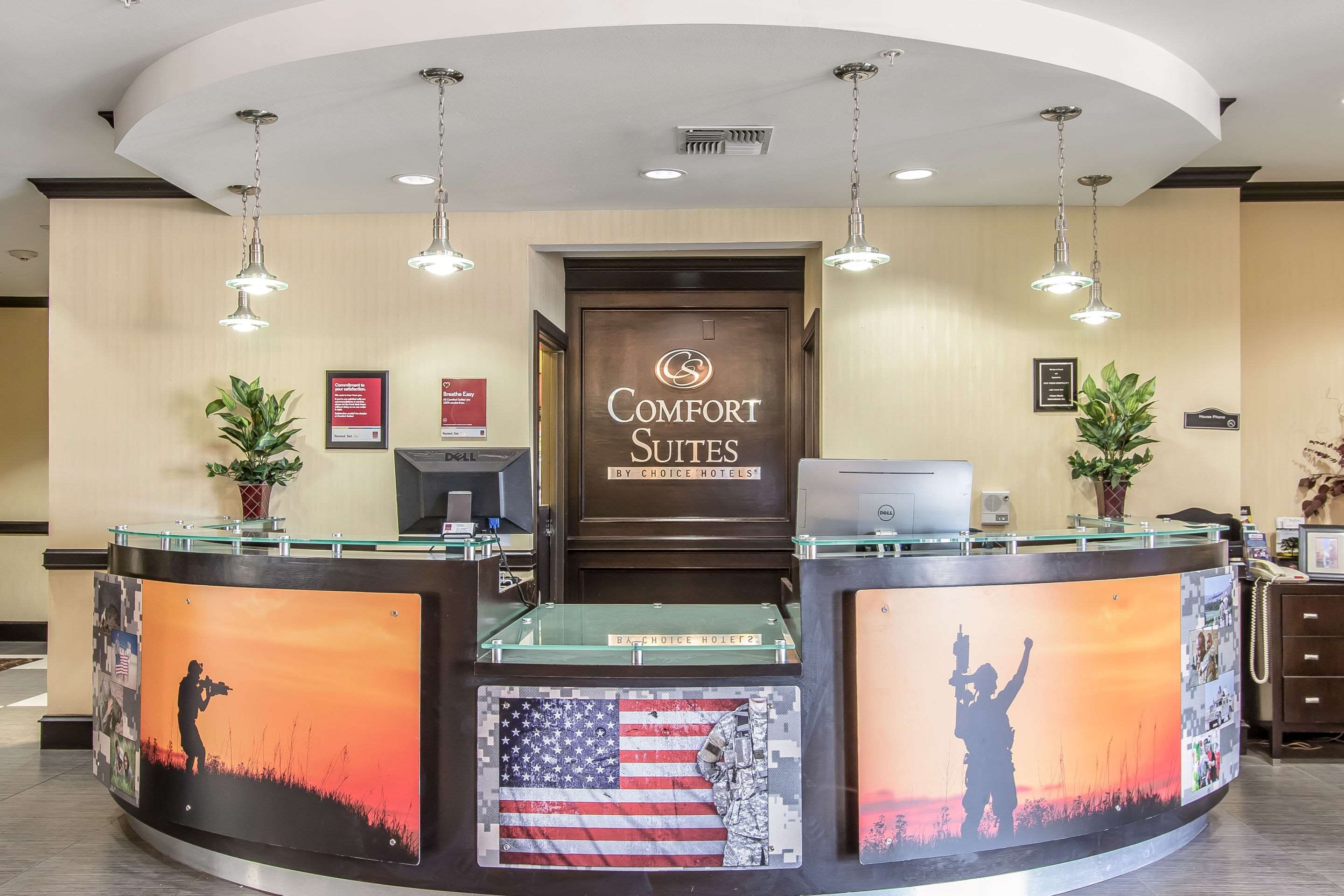 Hotel lobby | Comfort Suites Lawton Near Fort Sill