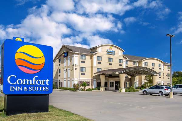 Exterior view - Comfort Inn & Suites Atoka