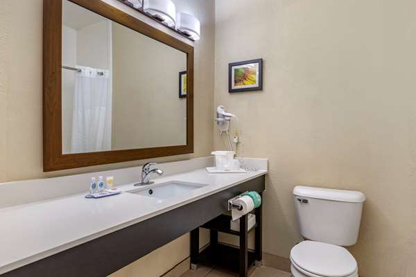  - Comfort Inn West Oklahoma City - I-240, Exit 2A