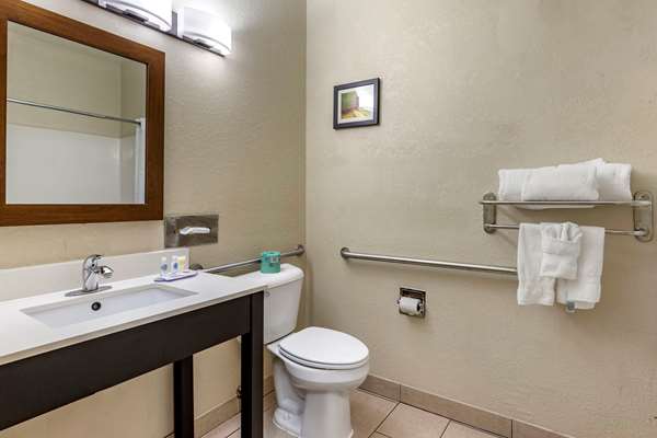  - Comfort Inn West Oklahoma City - I-240, Exit 2A
