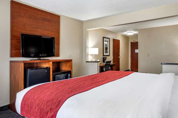  - Comfort Inn West Oklahoma City - I-240, Exit 2A