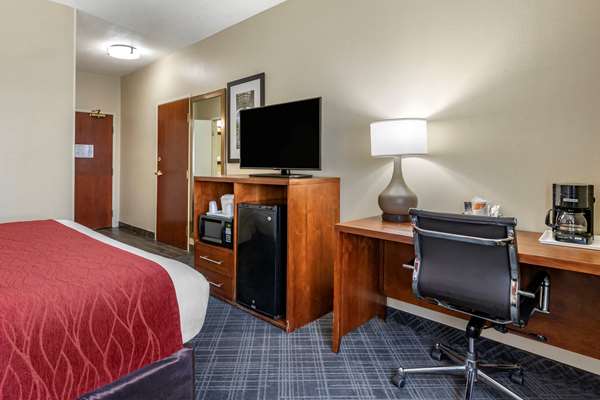  - Comfort Inn West Oklahoma City - I-240, Exit 2A