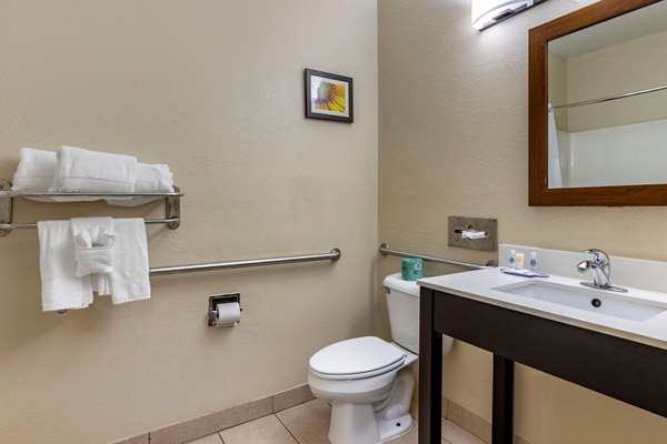  - Comfort Inn West Oklahoma City - I-240, Exit 2A