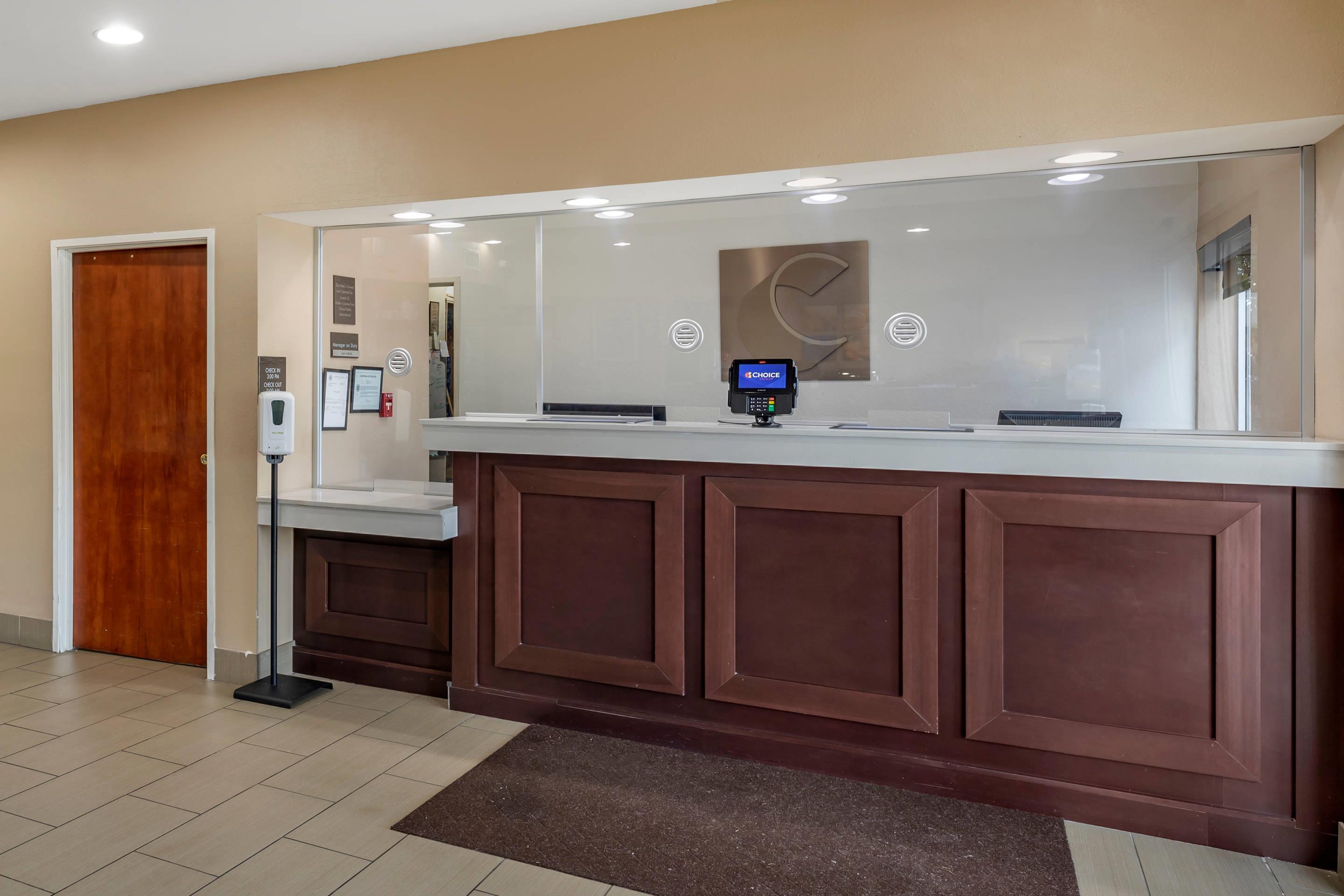 Hotel lobby | Comfort Inn Oklahoma City