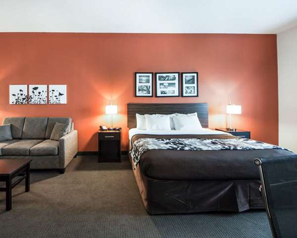 Suite - Sleep Inn & Suites Hennessey