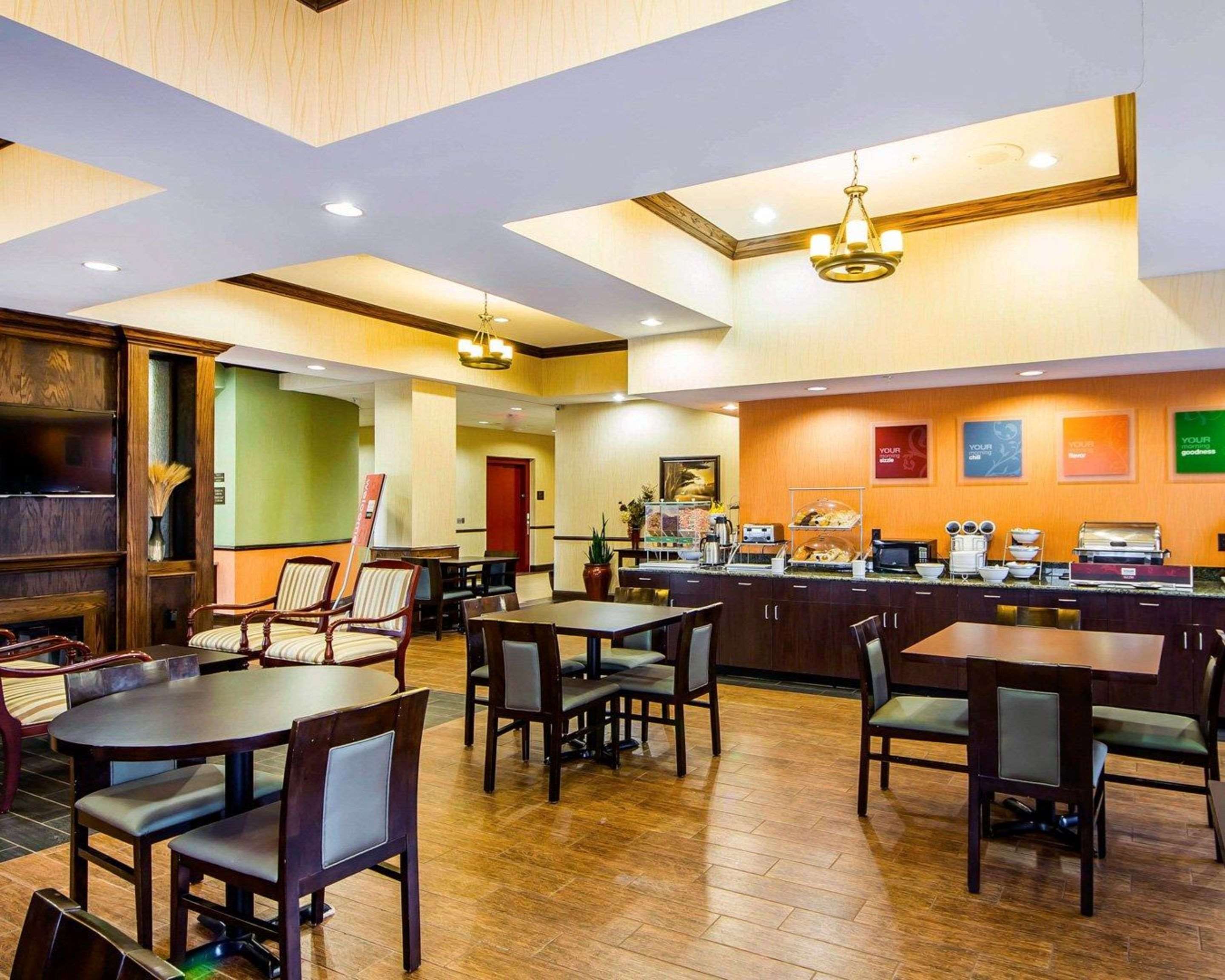 Breakfast area